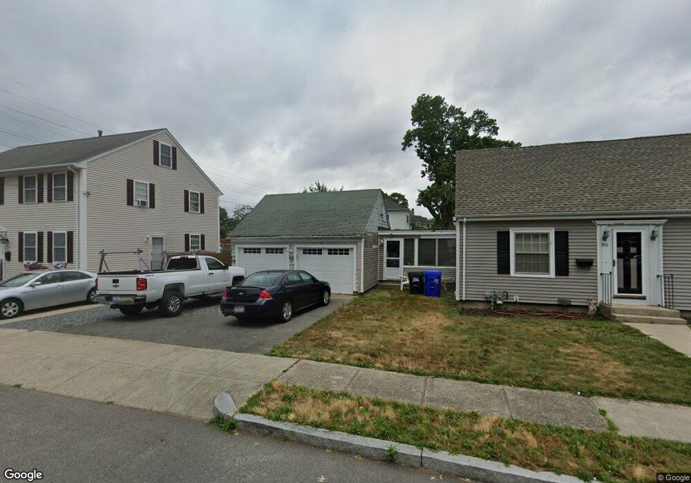 96 Riverview Ave, Pawtucket, RI 02860 - photo 1