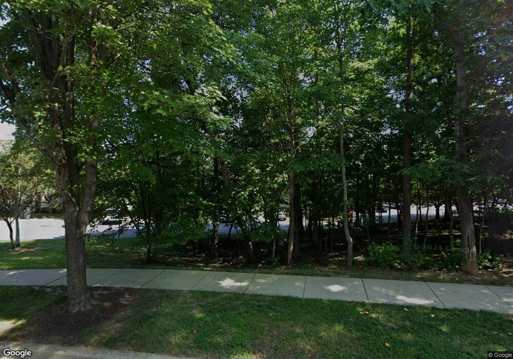 11101 Little Fox Ln, Germantown, MD 20876 - photo 1