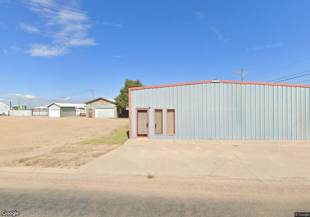 106 N 6th St, Dumas, TX 79029 - photo 1