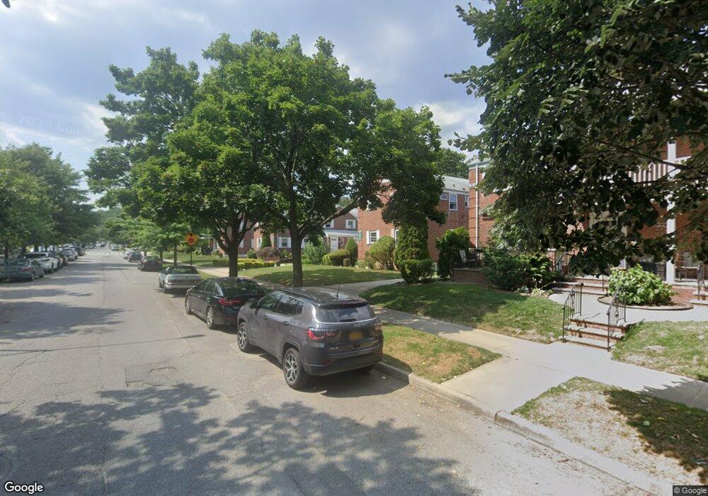 7313 260th St, Glen Oaks, NY 11004 - photo 1