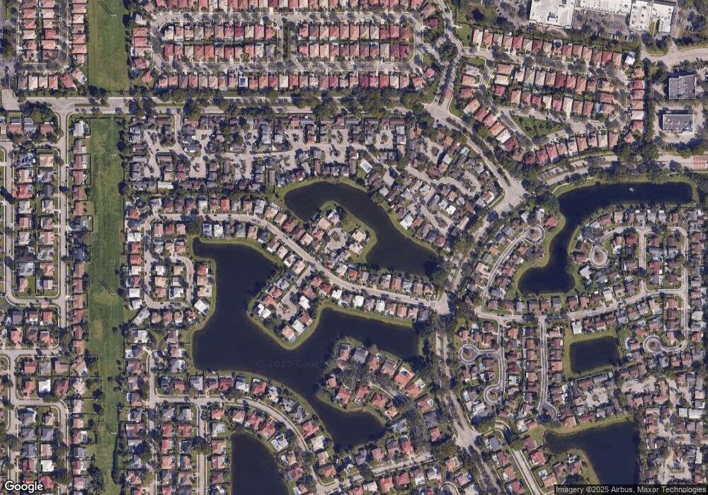 570 Lowell Ln, Davie, FL 33325 - photo 1