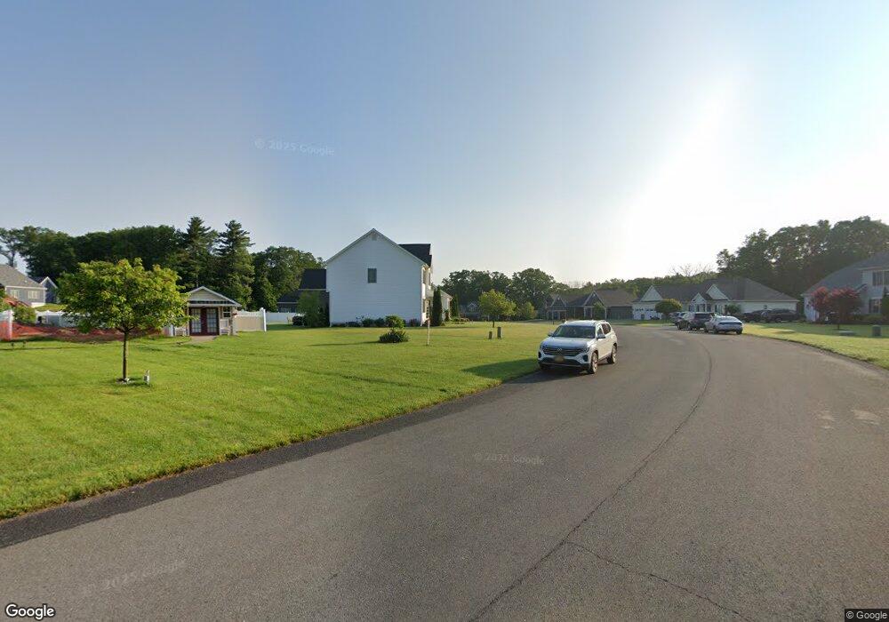 4 Gabby Ct, Schenectady, NY 12309 - photo 1