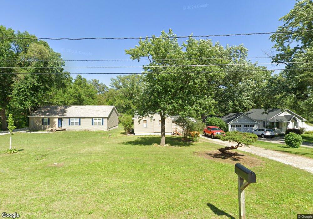 4235 SE 17th St, Des Moines, IA 50320 - photo 1