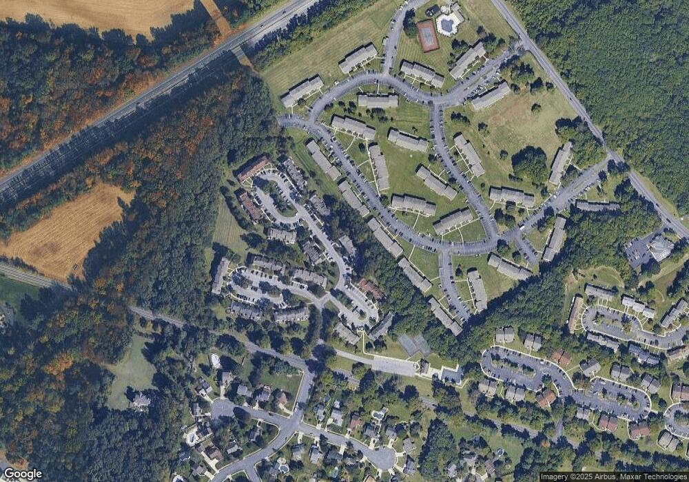 707 Garrison Ct unit 707, West Deptford, NJ 08051 - photo 1