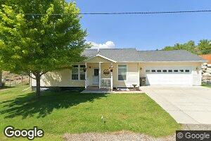 202 Yellowstone St, Gardiner, MT 59030