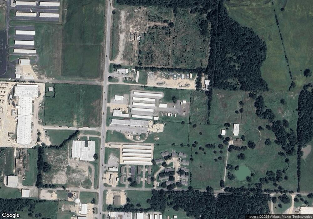 2624 N Center St, Bonham, TX 75418 - photo 1