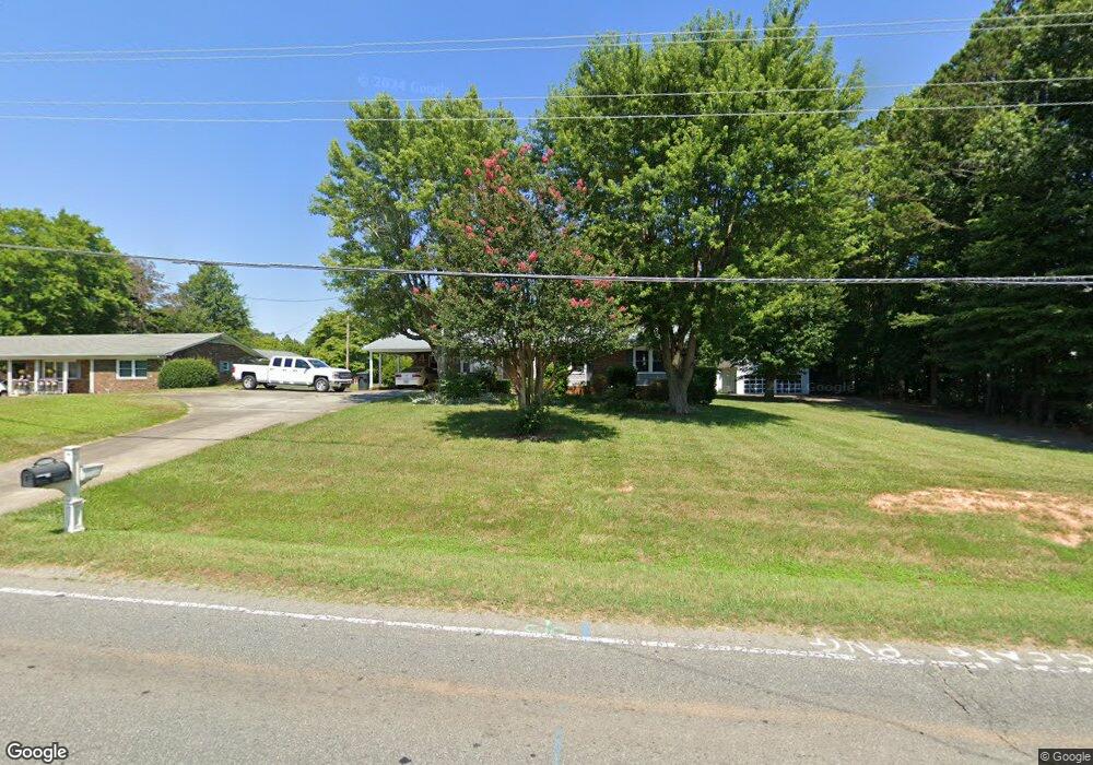 2046 N Fayetteville St, Asheboro, NC 27203 - photo 1