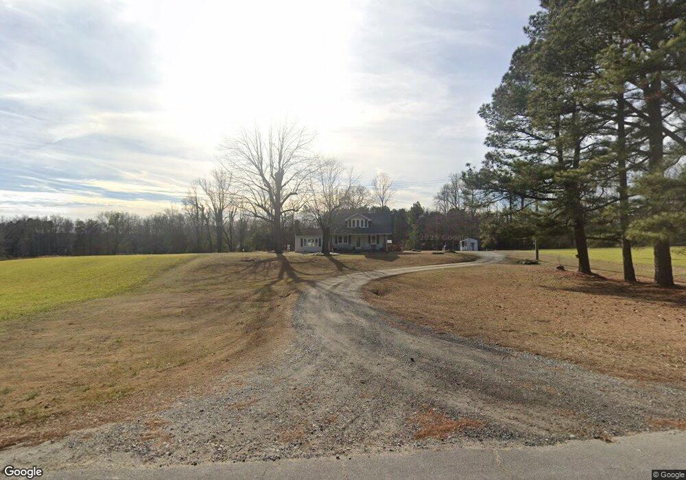 22064 Penola Rd, Ruther Glen, VA 22546 - photo 1