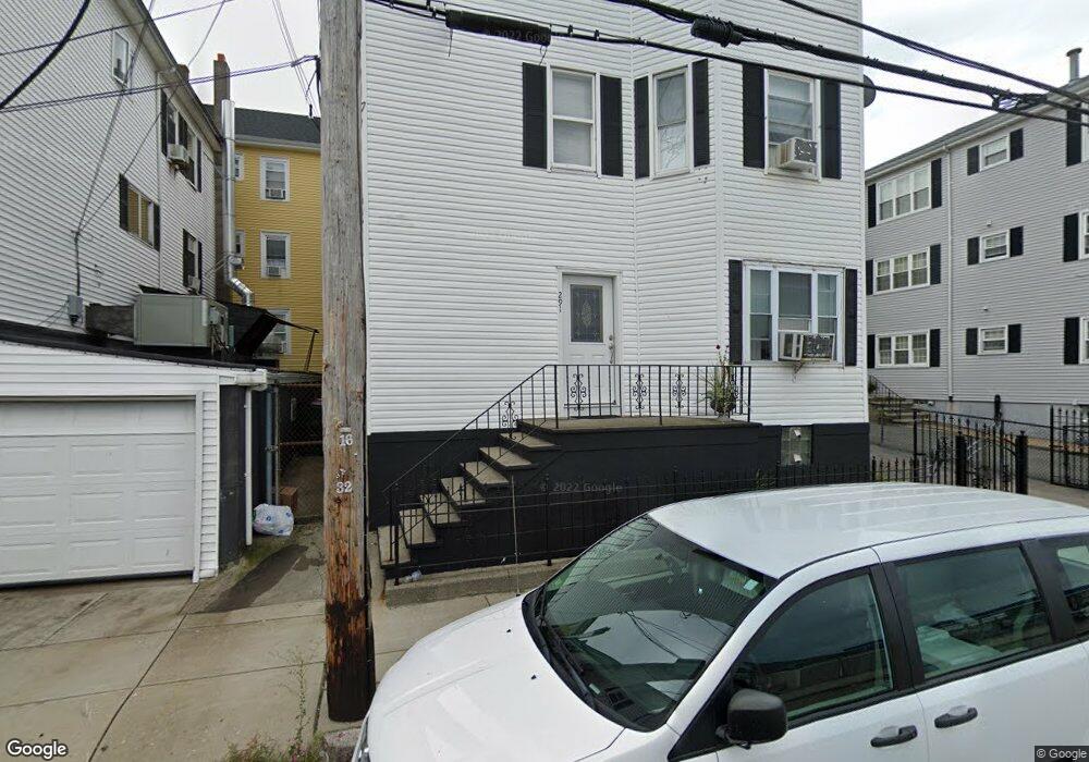 291 William St, Fall River, MA 02721 - photo 1