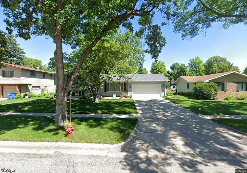 30 Meadowlark Ln N, Fargo, ND 58102 - photo 1