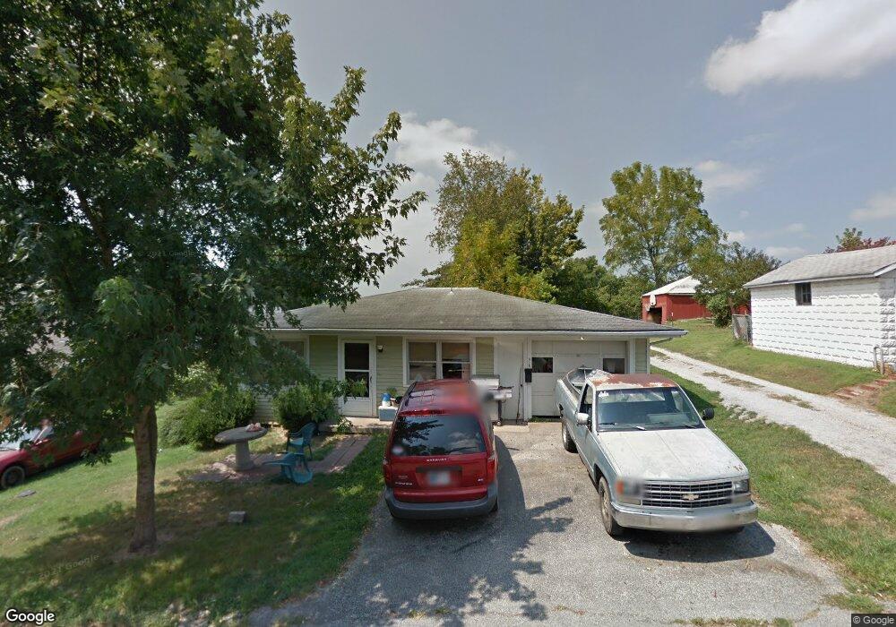 425 N Maple St, Corydon, IN 47112 - photo 1