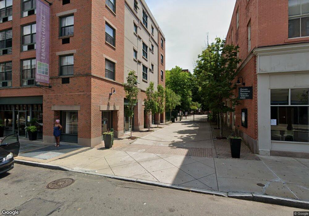 770 Chapel St unit 1st Fl Right Rr, New Haven, CT 06510 - photo 1