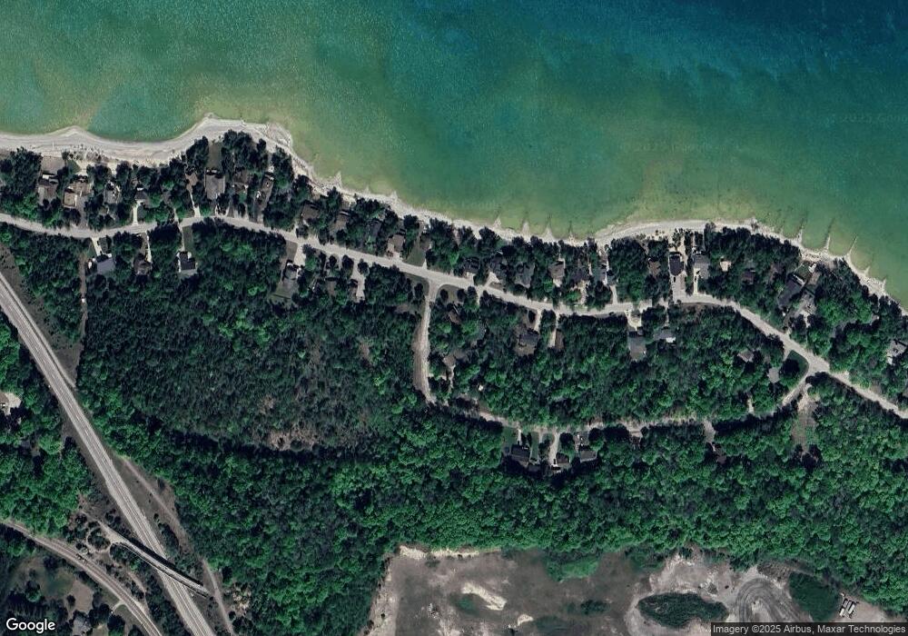 6828 9 Mile Pointe Dr, Charlevoix, MI 49720 - photo 1