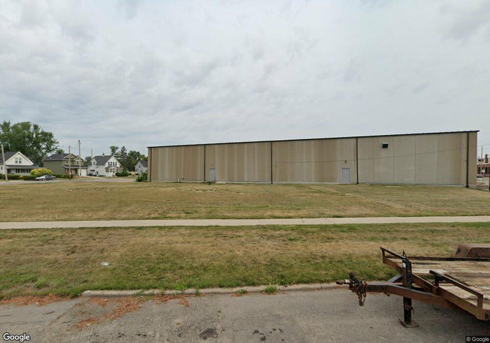 818 A Ave NW, Cedar Rapids, IA 52405 - photo 1