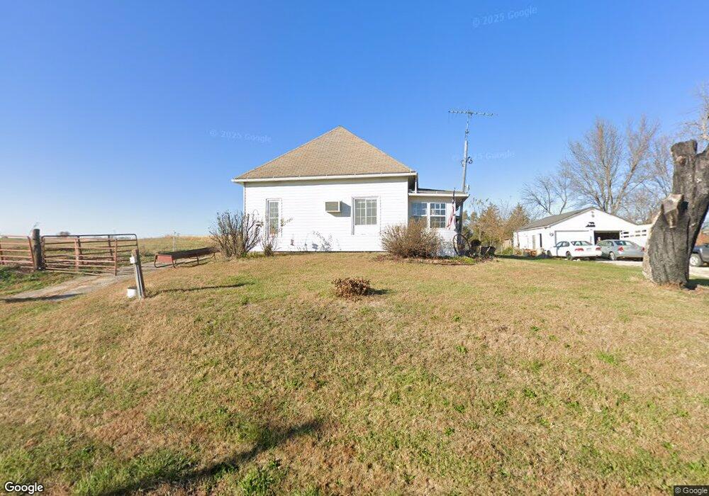 529 W 2nd St, Grand River, IA 50108 - photo 1