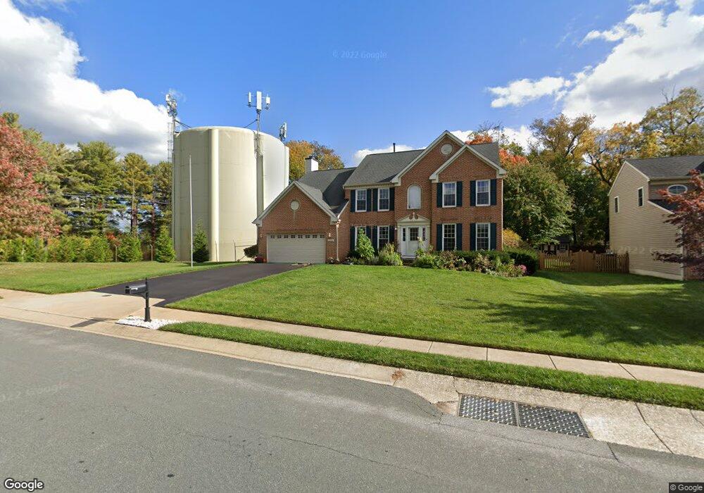 1051 Caren Dr, Sykesville, MD 21784 - photo 1