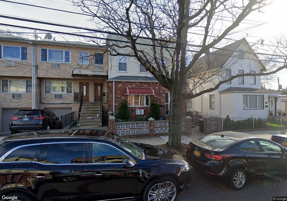 69-18 Caldwell Ave unit 2F, Maspeth, NY 11378 - photo 1