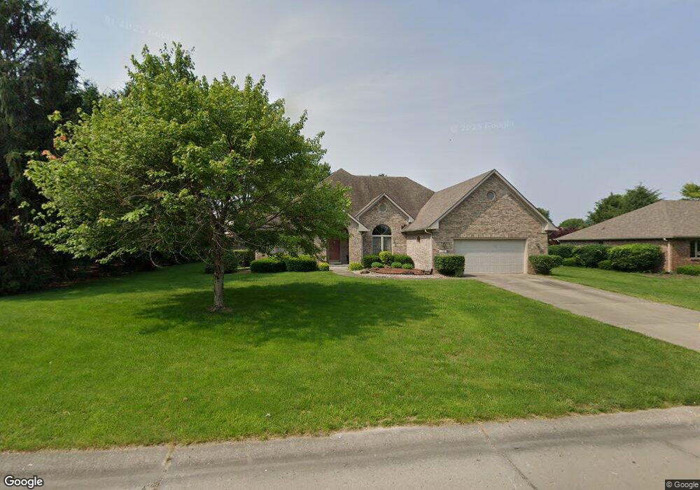 1320 Paris Dr, Franklin, IN 46131 - photo 1