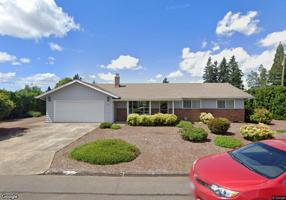 637 N Dahlia Place, Canby, OR 97013 - photo 1