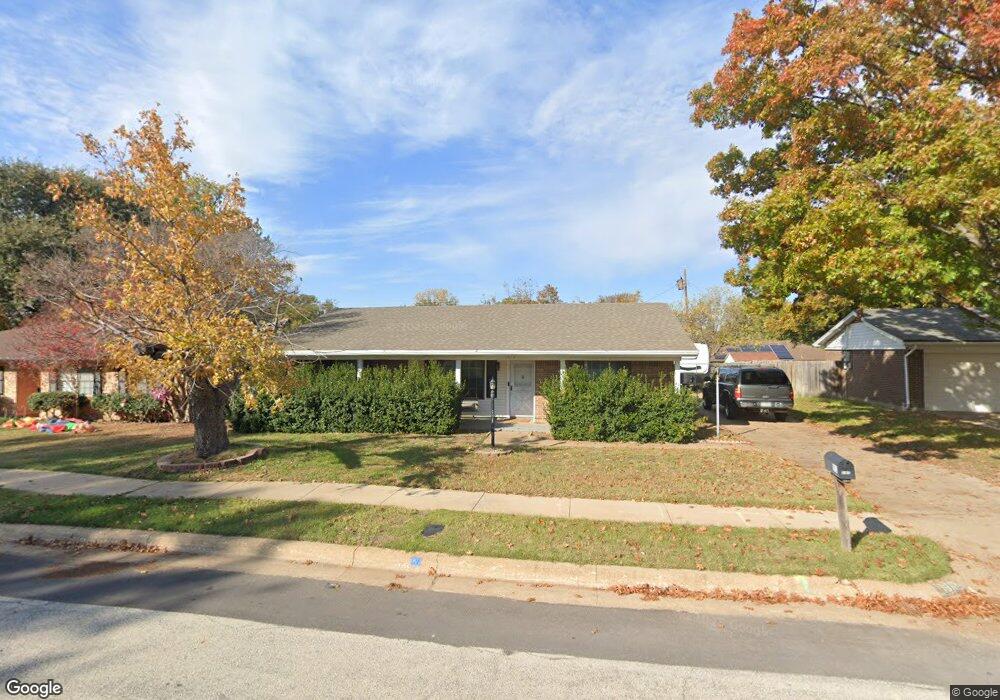 1913 Lexington Place, Bedford, TX 76022 - photo 1