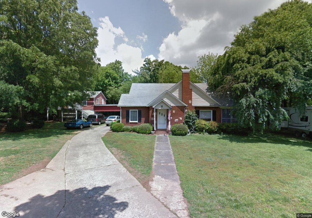 518 Queens Ct, Statesville, NC 28677 - photo 1