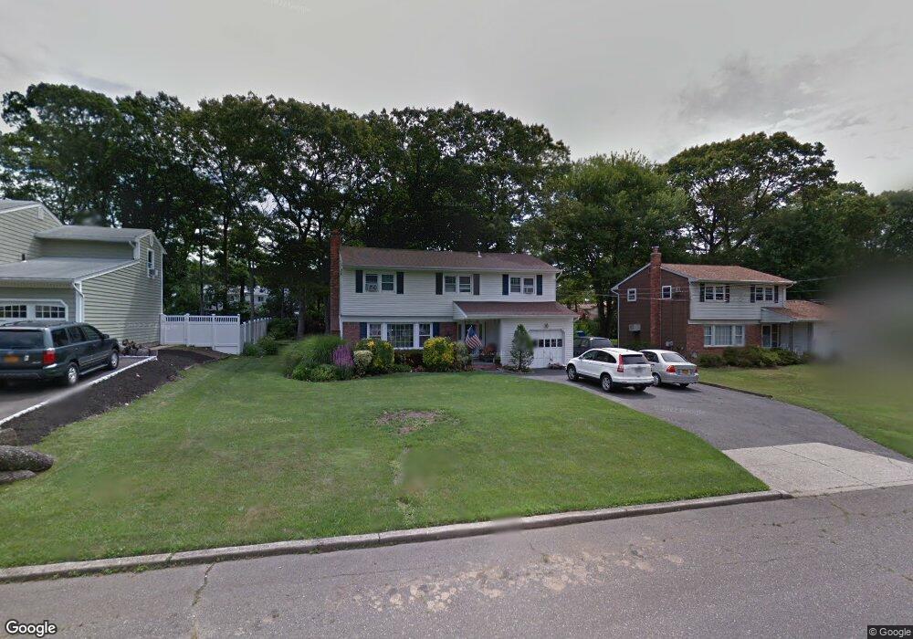 35 Queen Anne Place, Hauppauge, NY 11788 - photo 1