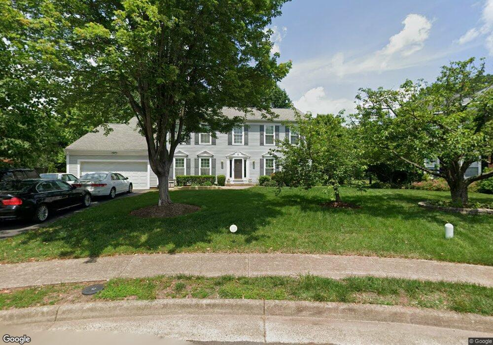 8512 Troutman Ct, Manassas, VA 20110 - photo 1