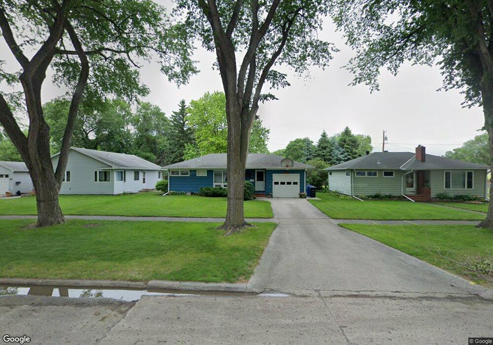417 21st Ave N, Fargo, ND 58102 - photo 1