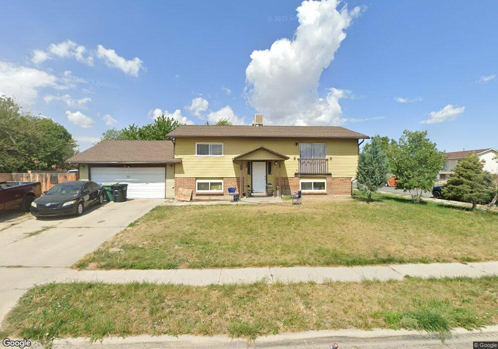 8712 S 3920 W, West Jordan, UT 84088 - photo 1