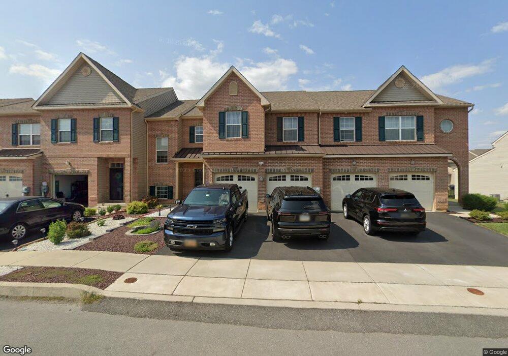 4488 Cottonwood Dr, Nazareth, PA 18064 - photo 1