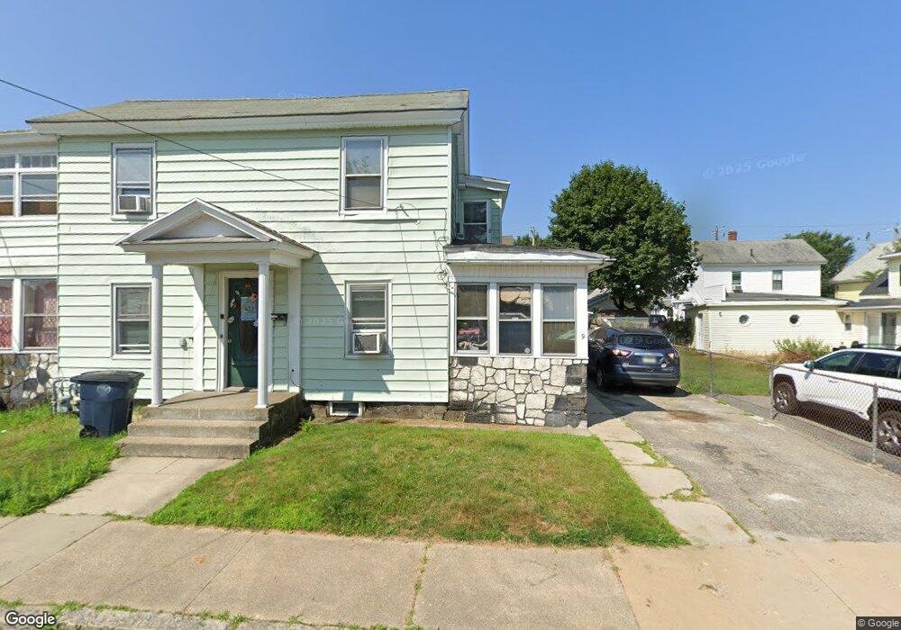 9 Middle St, Nashua, NH 03060 - photo 1