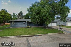 305 16th Ave SE, Devils Lake, ND 58301