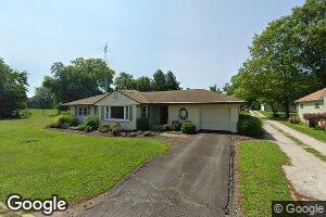 727 E Monroe Ave, Chrisman, IL 61924