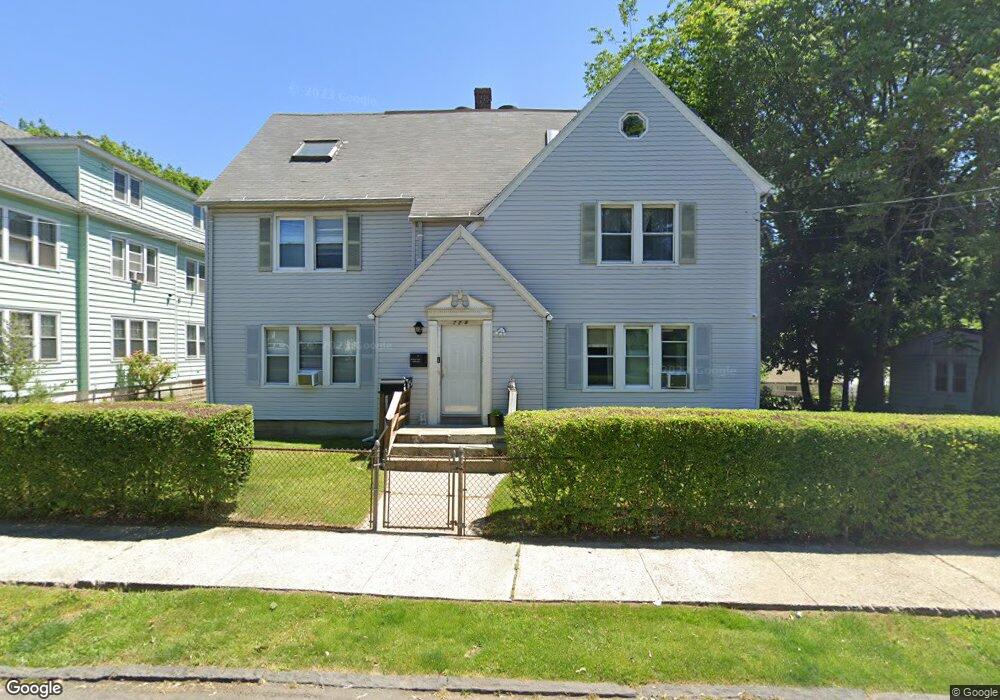 728 Park St unit 3rd, Bridge Port, CT 06608 - photo 1