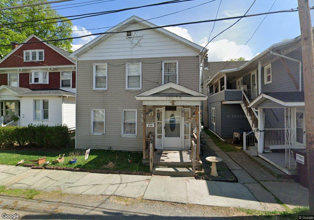 304 River St, Hawley, PA 18428 - photo 1