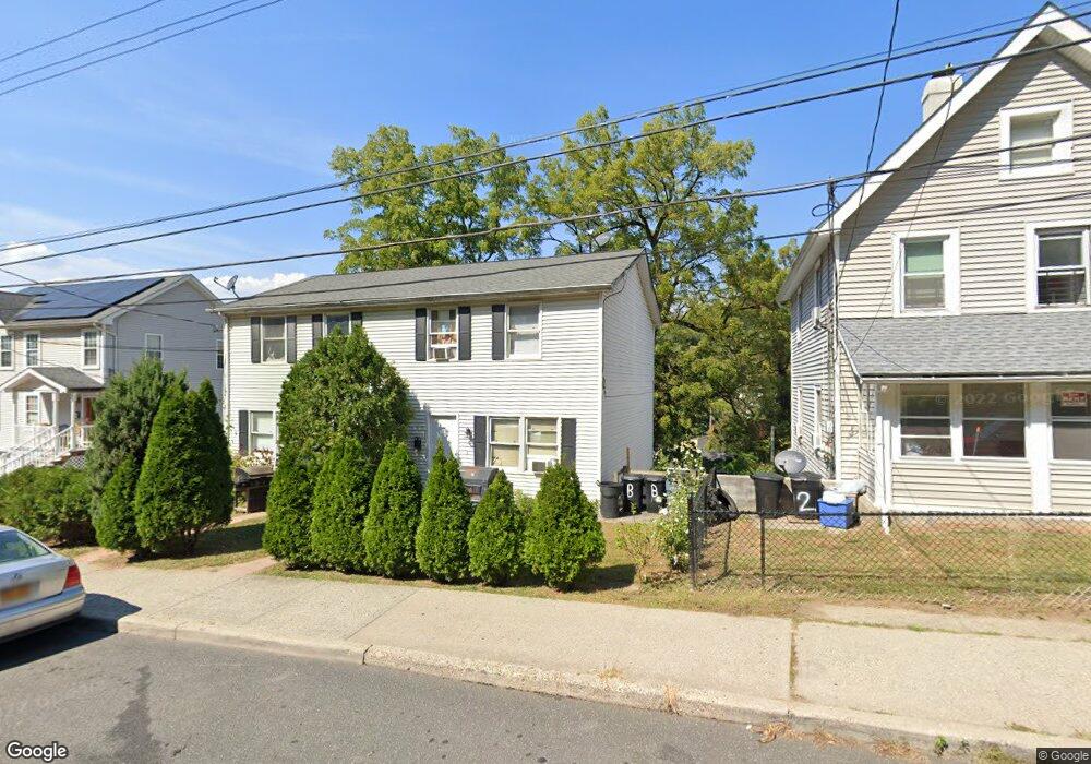 1394 Lincoln Terrace unit 2, Peekskill, NY 10566 - photo 1