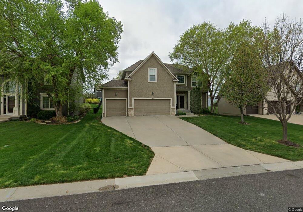 19610 W 97th Terrace, Lenexa, KS 66220 - photo 1
