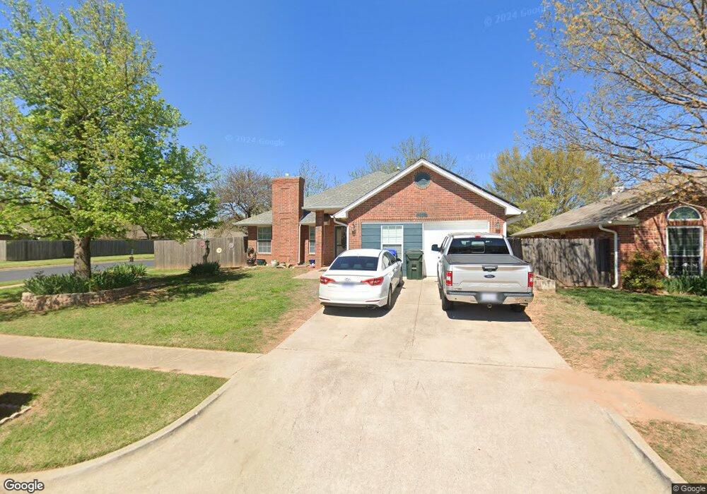 4003 Gyrfalcon Dr, Norman, OK 73072 - photo 1