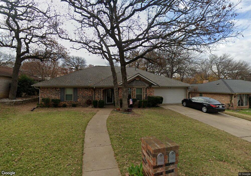 417 Cumberland Dr, Hurst, TX 76054 - photo 1