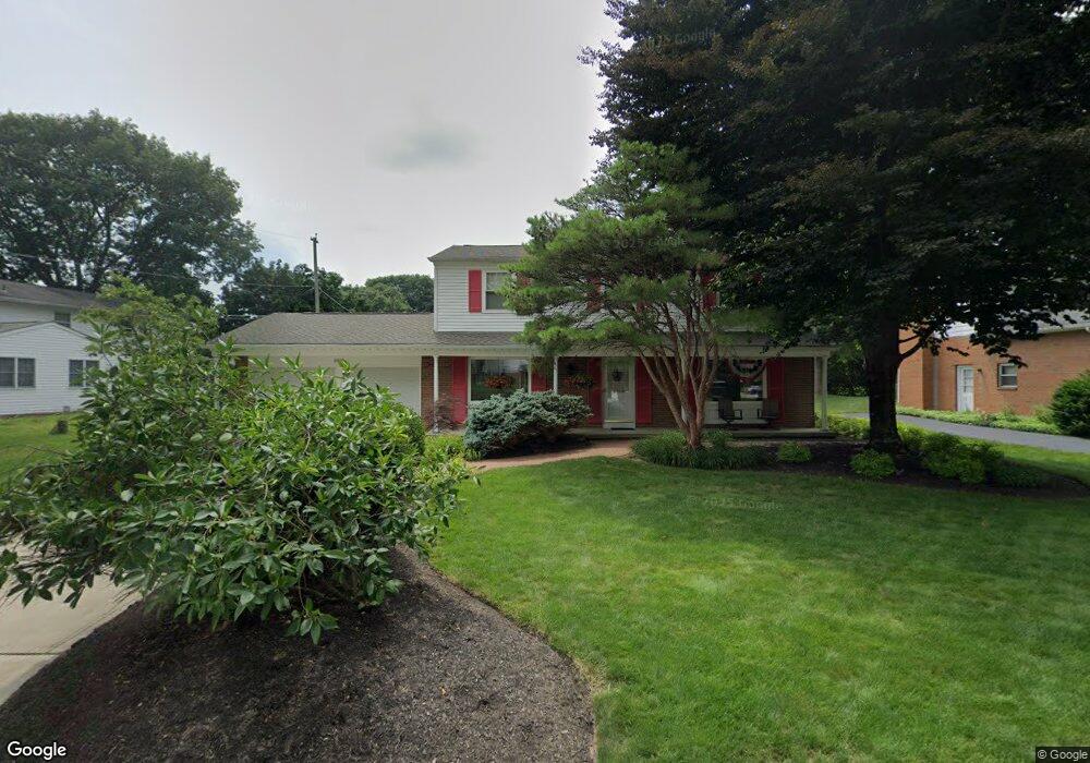 5929 Winstead Rd, Columbus, OH 43235 - photo 1