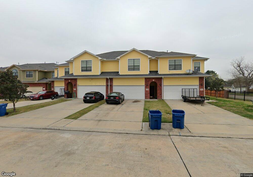 2025 Broadview Cir, Rosenberg, TX 77471 - photo 1