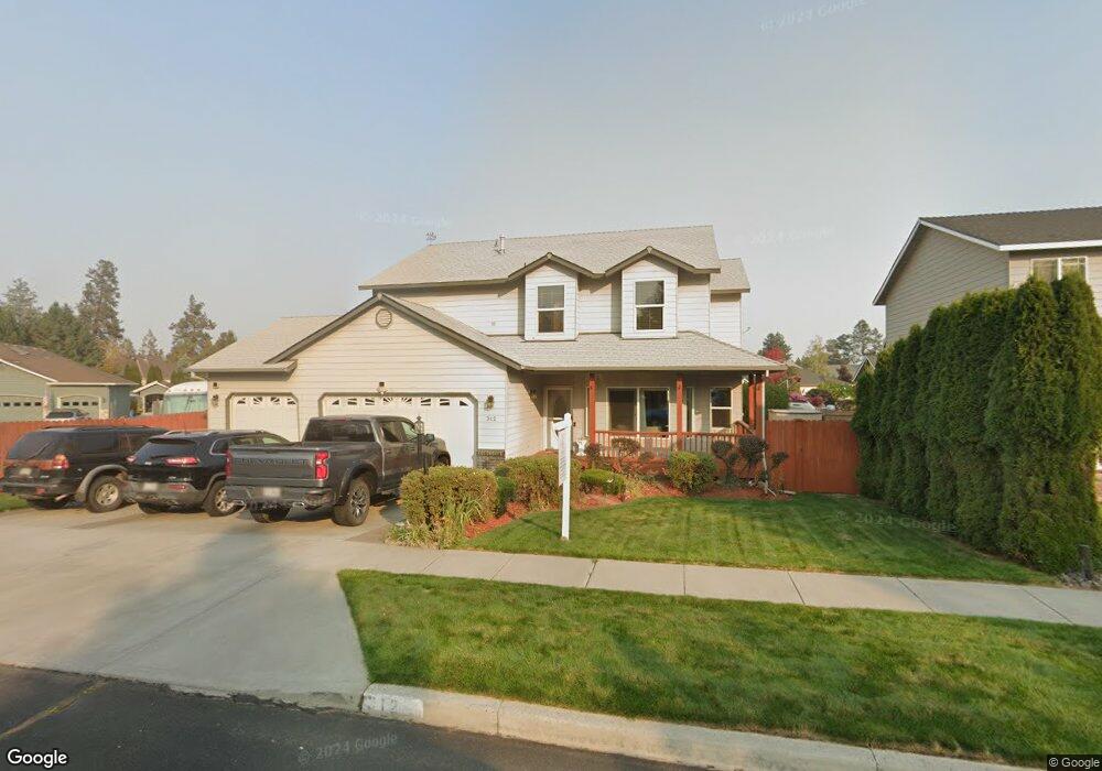 312 SE Soft Tail Loop, Bend, OR 97702 - photo 1