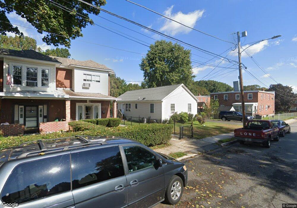 405 Beechwood Ave, Darby, PA 19023 - photo 1