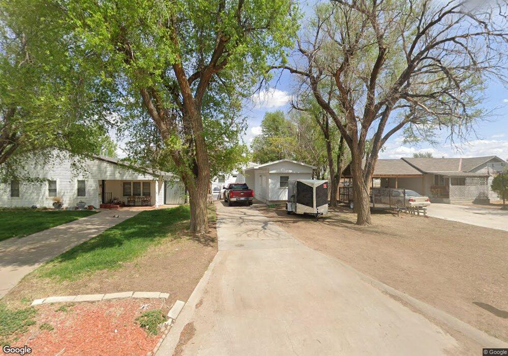 1006 S Monroe St, Hugoton, KS 67951 - photo 1