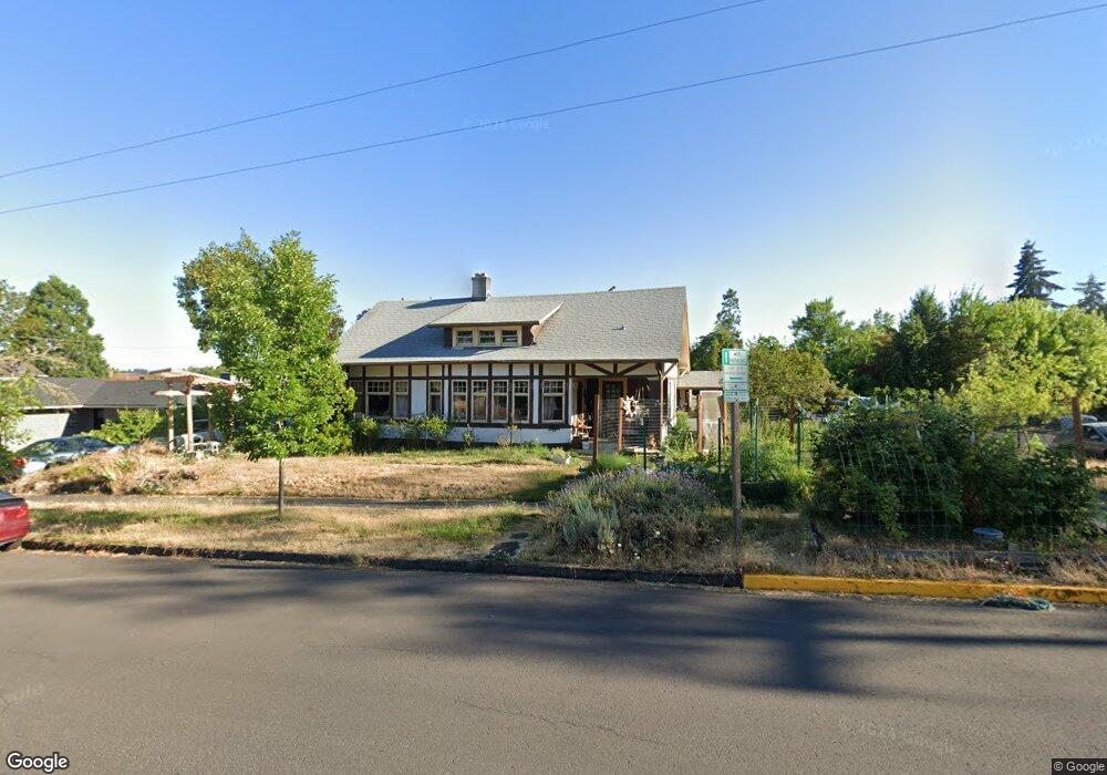 1680 Walnut St, Eugene, OR 97403 - photo 1