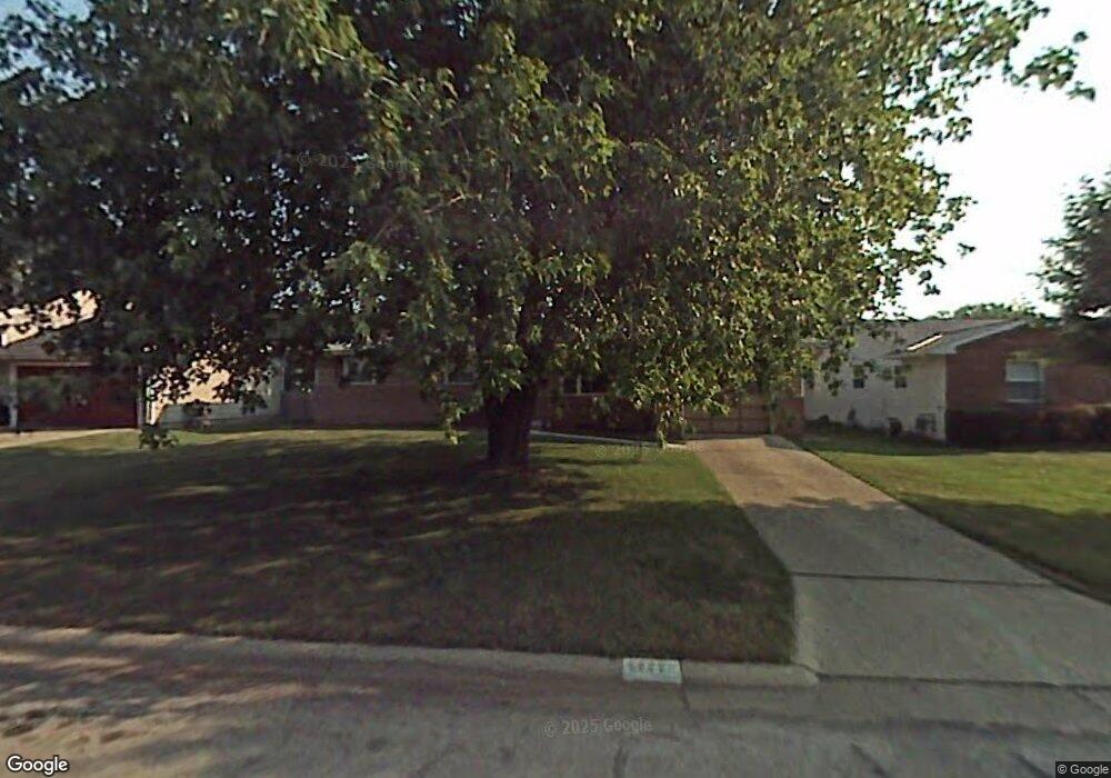 2822 Woodcroft Rd, Columbus, OH 43204 - photo 1