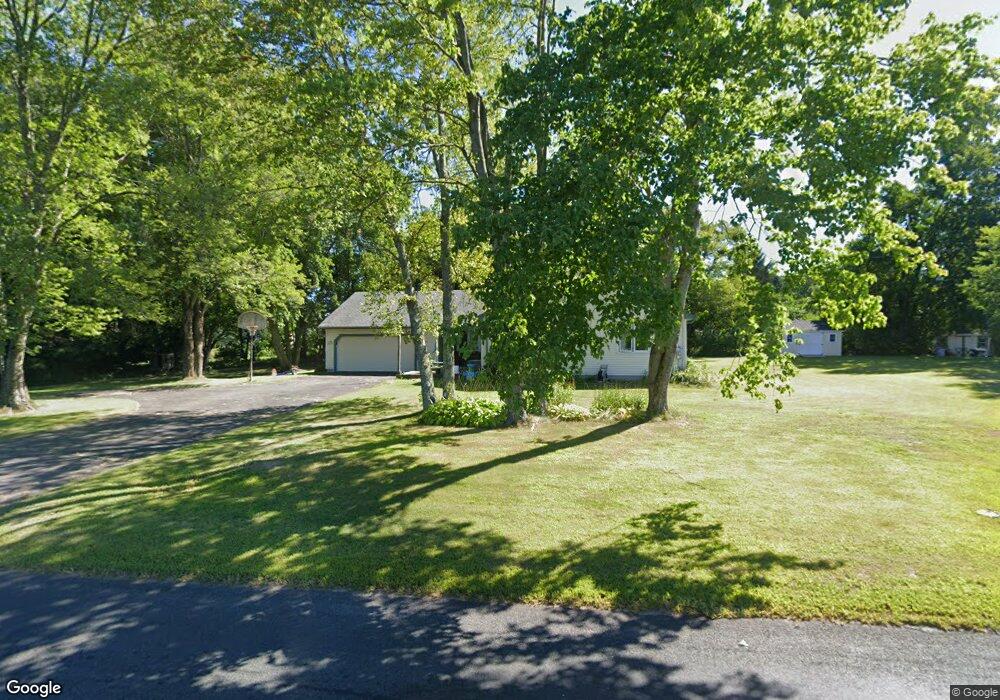 121 East Rd, Broad Brook, CT 06016 - photo 1