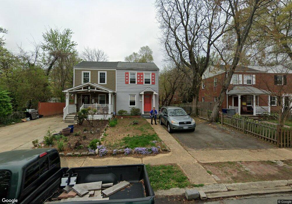 2313 Victory Dr, Alexandria, VA 22303 - photo 1