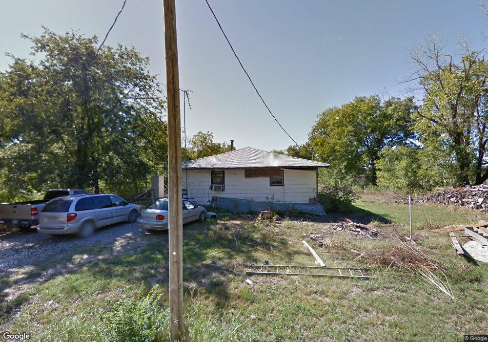 305 N Main, Trenton, TX 75490 - photo 1