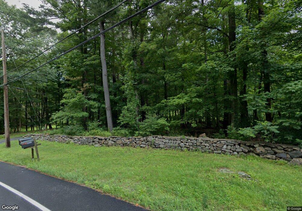 256 W Mountain Rd, Ridgefield, CT 06877 - photo 1